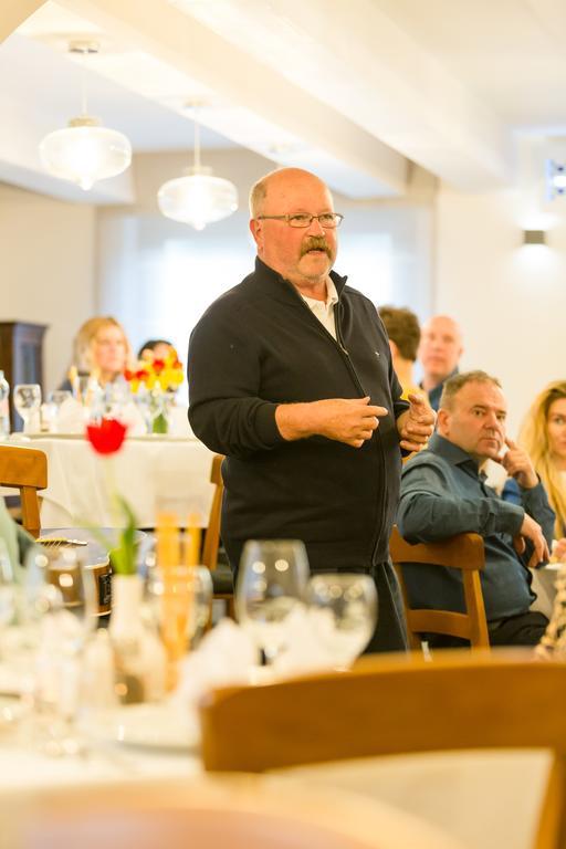 Borbaratok Panzio Hotell Badacsonytomaj Eksteriør bilde